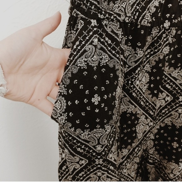 Black Printed Jumpsuit - Picture 3 of 4